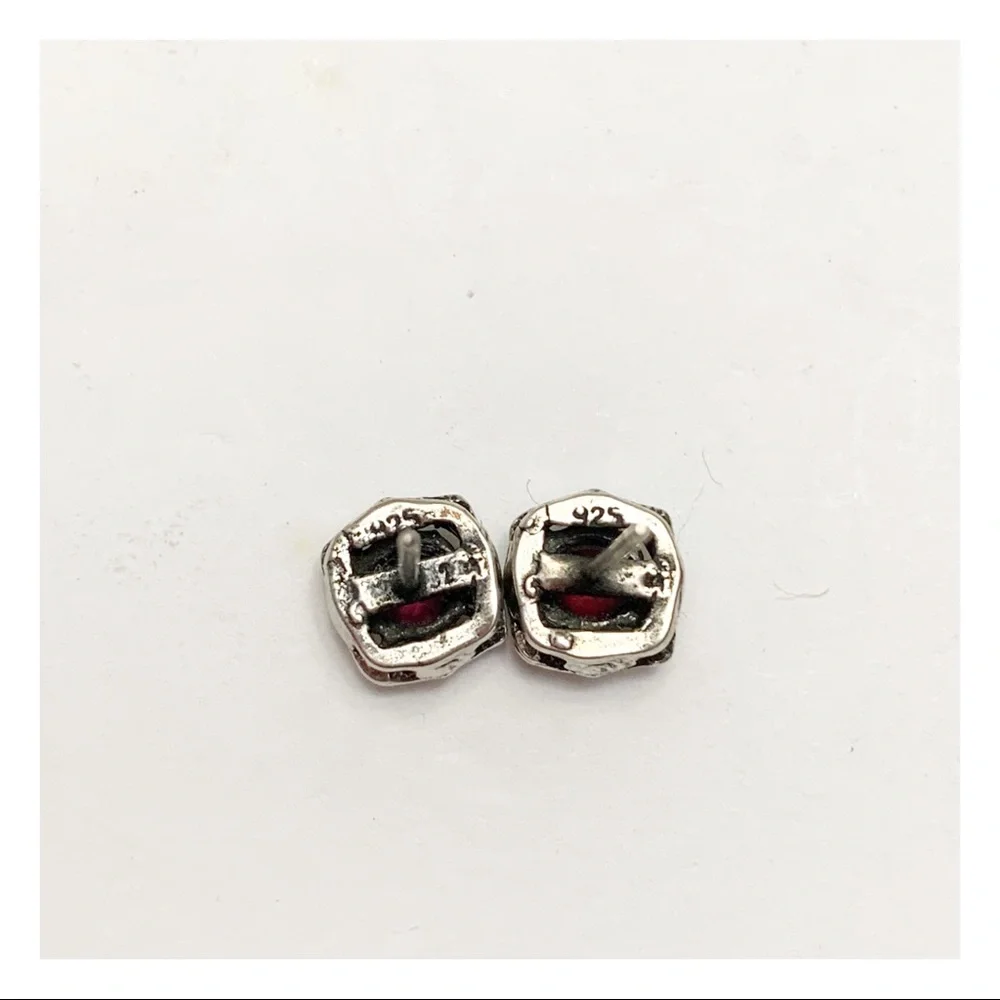 Vintage sterling silver and faceted garnet boho stud earrings - Picture 6 of 11